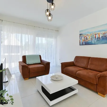 New! Beachfront Klaudija,